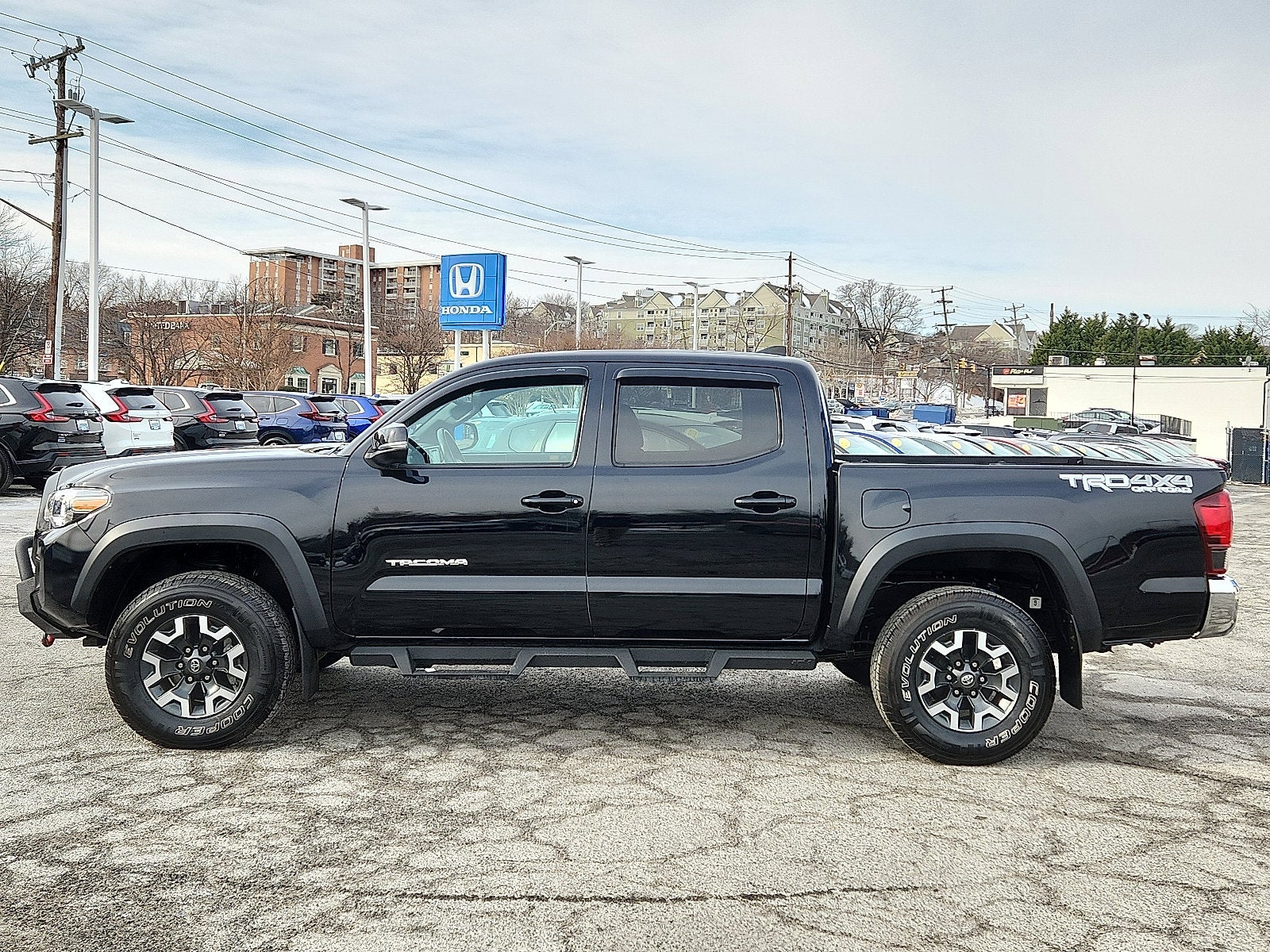 2019 Toyota Tacoma 4WD TRD Off Road