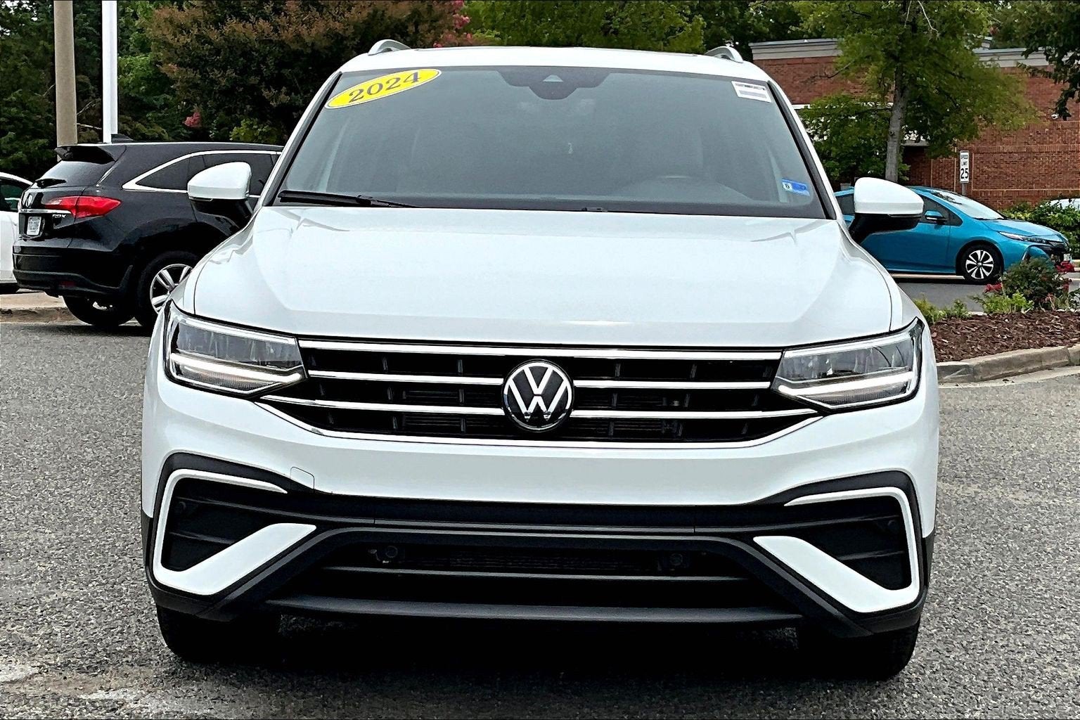2024 Volkswagen Tiguan SE