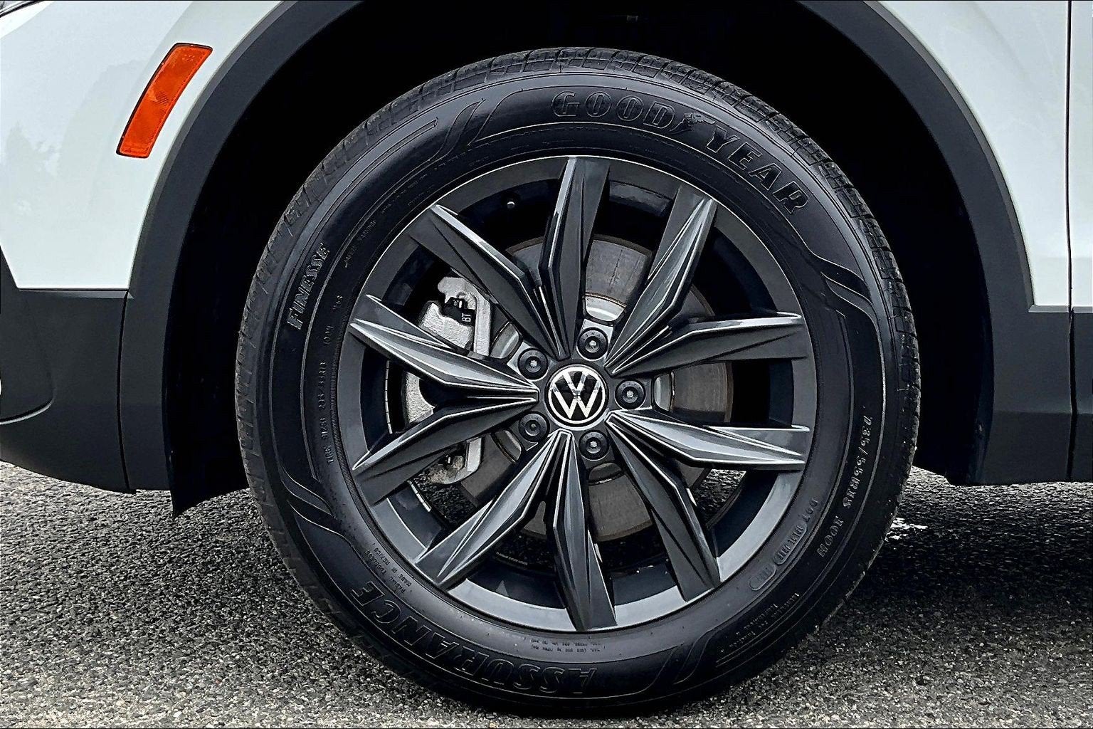 2024 Volkswagen Tiguan SE