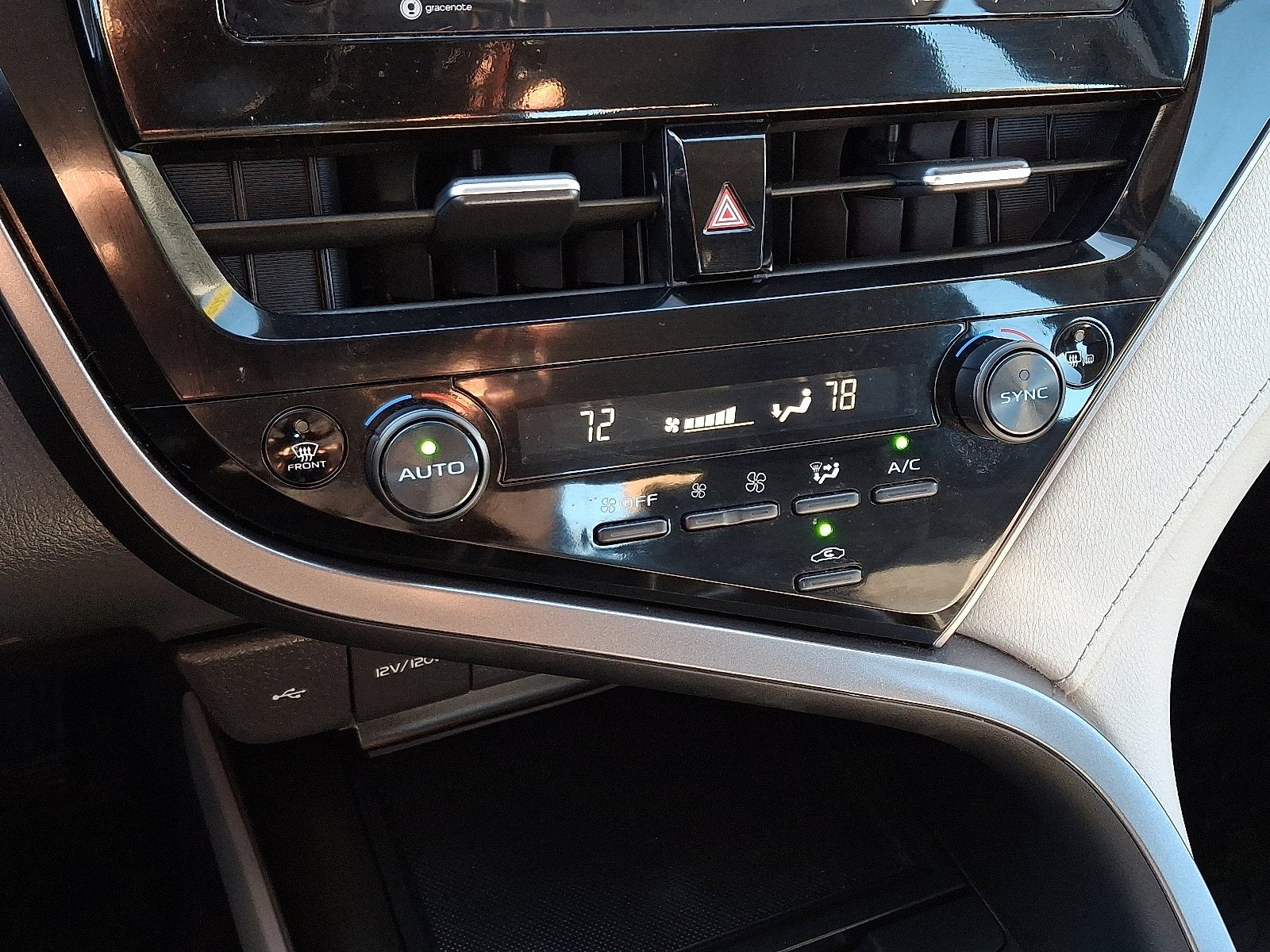 2024 Toyota Camry Hybrid LE