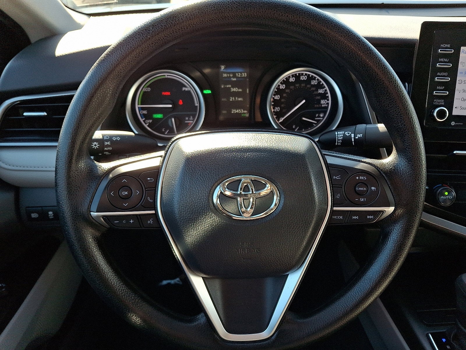 2024 Toyota Camry Hybrid LE