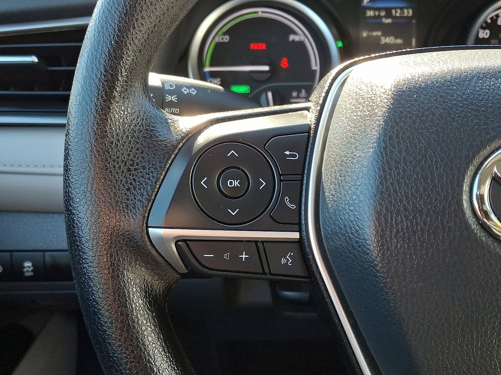 2024 Toyota Camry Hybrid LE