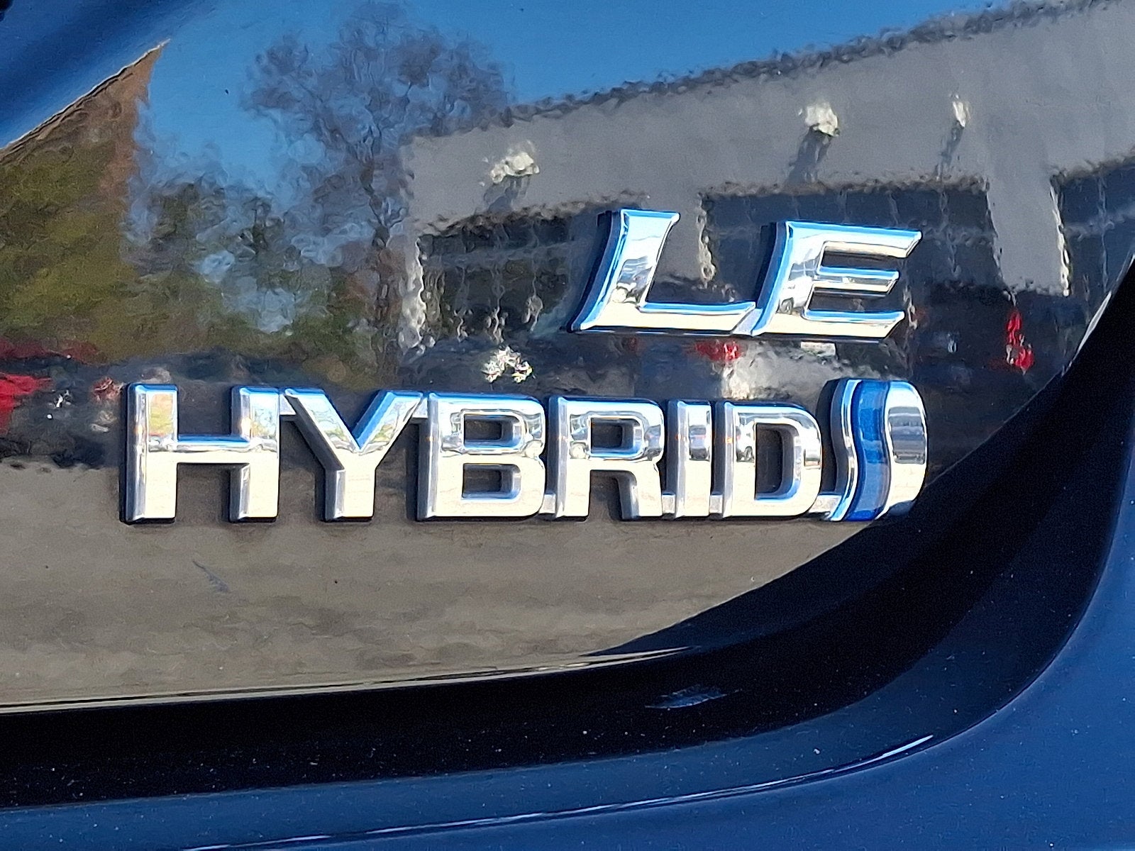 2024 Toyota Camry Hybrid LE