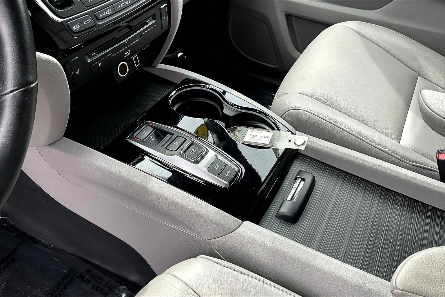2022 Honda Pilot Touring 7-Passenger