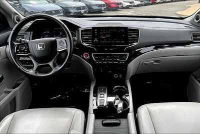 2022 Honda Pilot Touring 7-Passenger
