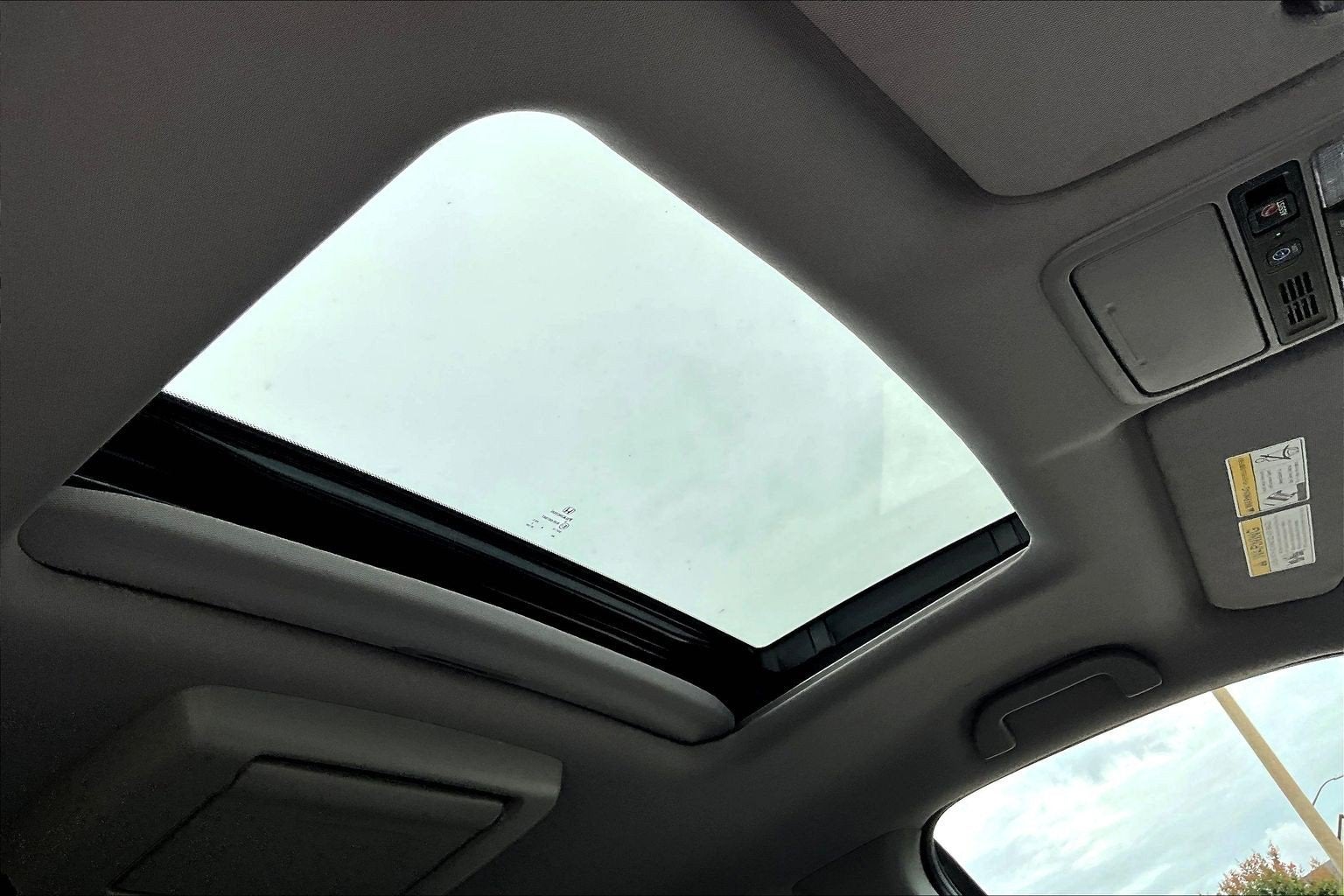 2022 Honda Pilot Touring 7-Passenger