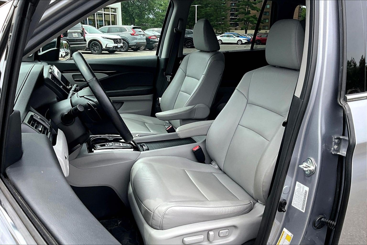2022 Honda Pilot Touring 7-Passenger