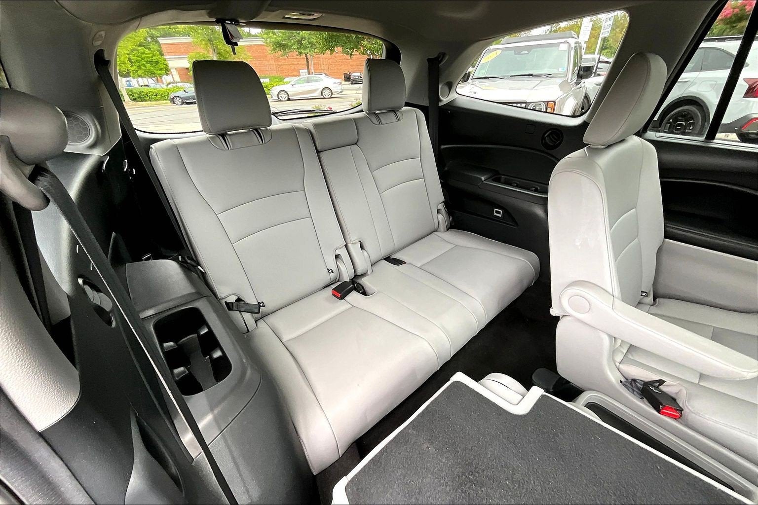 2022 Honda Pilot Touring 7-Passenger