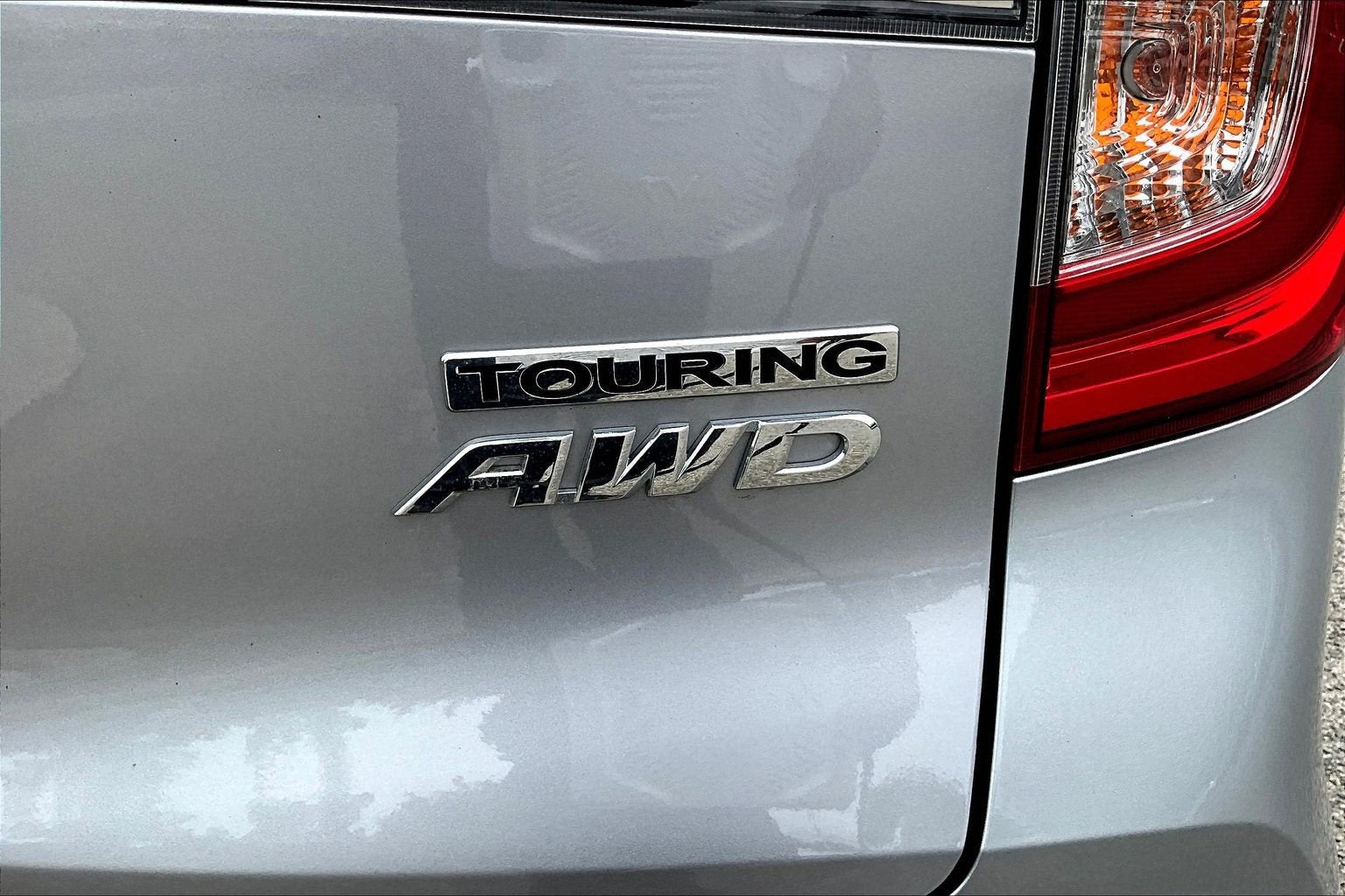 2022 Honda Pilot Touring 7-Passenger
