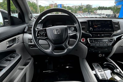 2022 Honda Pilot Touring 7-Passenger