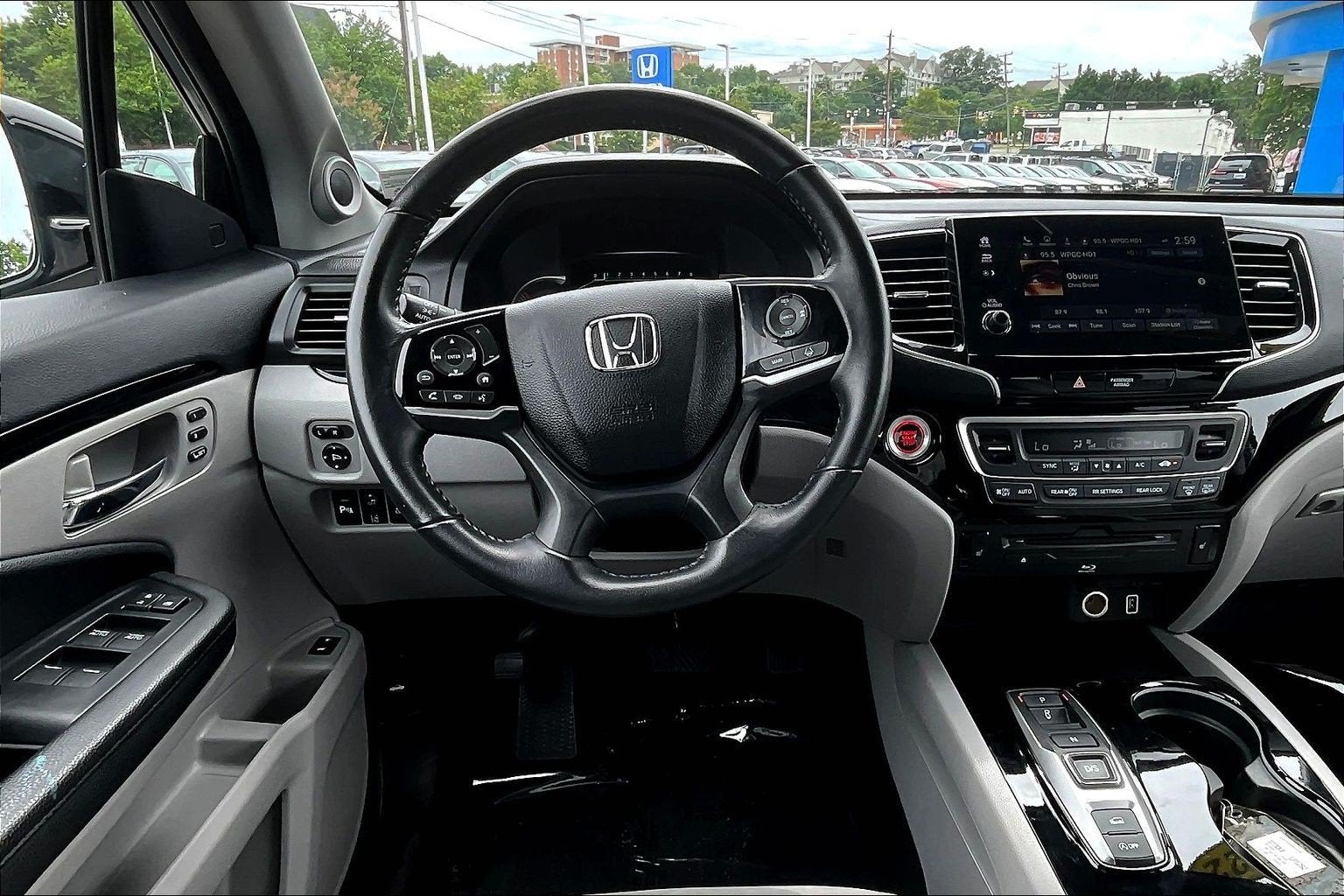 2022 Honda Pilot Touring 7-Passenger