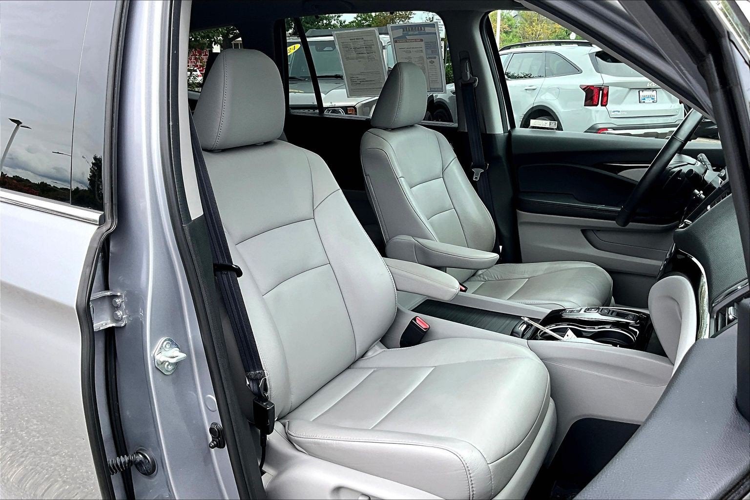 2022 Honda Pilot Touring 7-Passenger