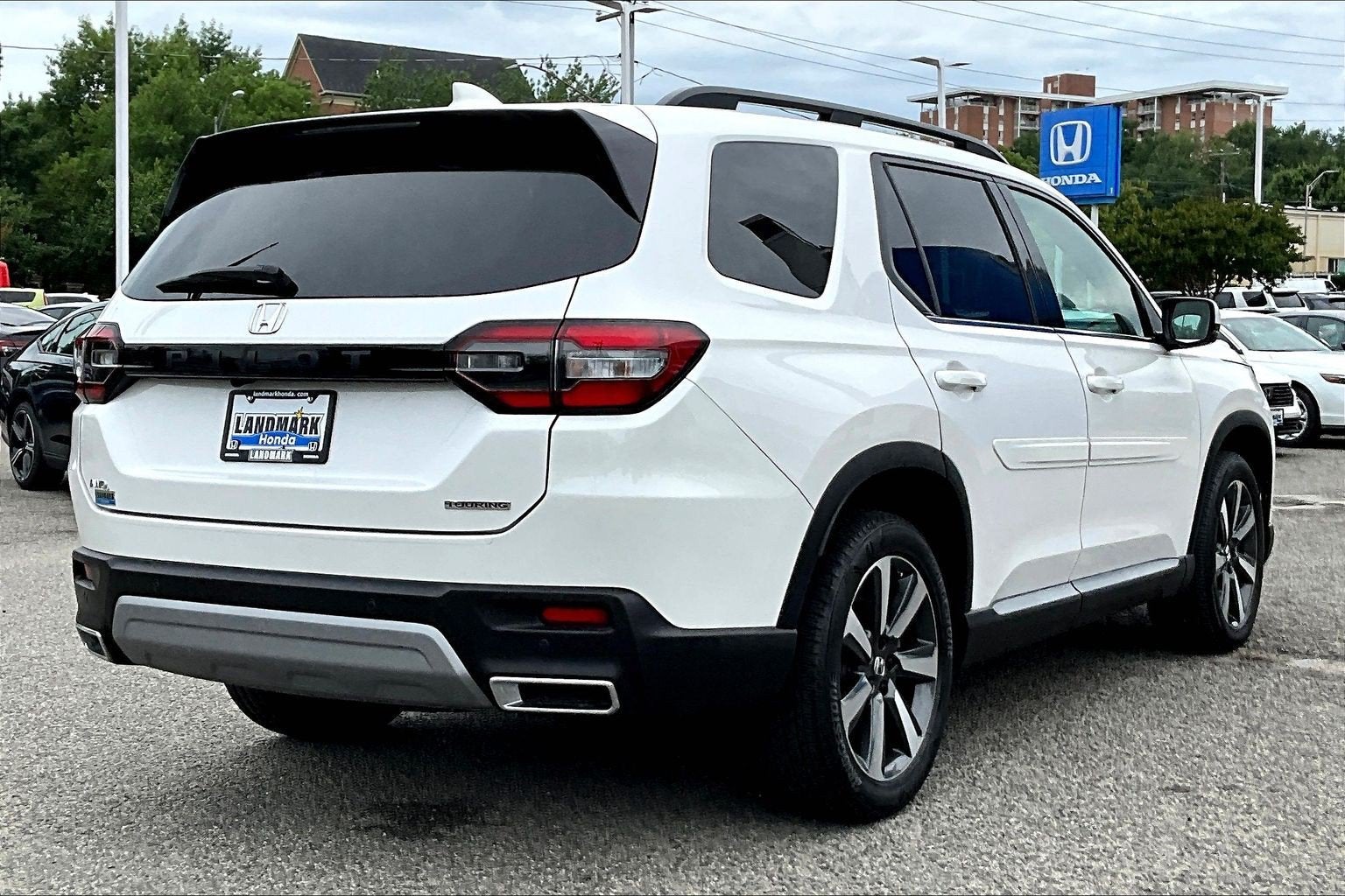2024 Honda Pilot Touring
