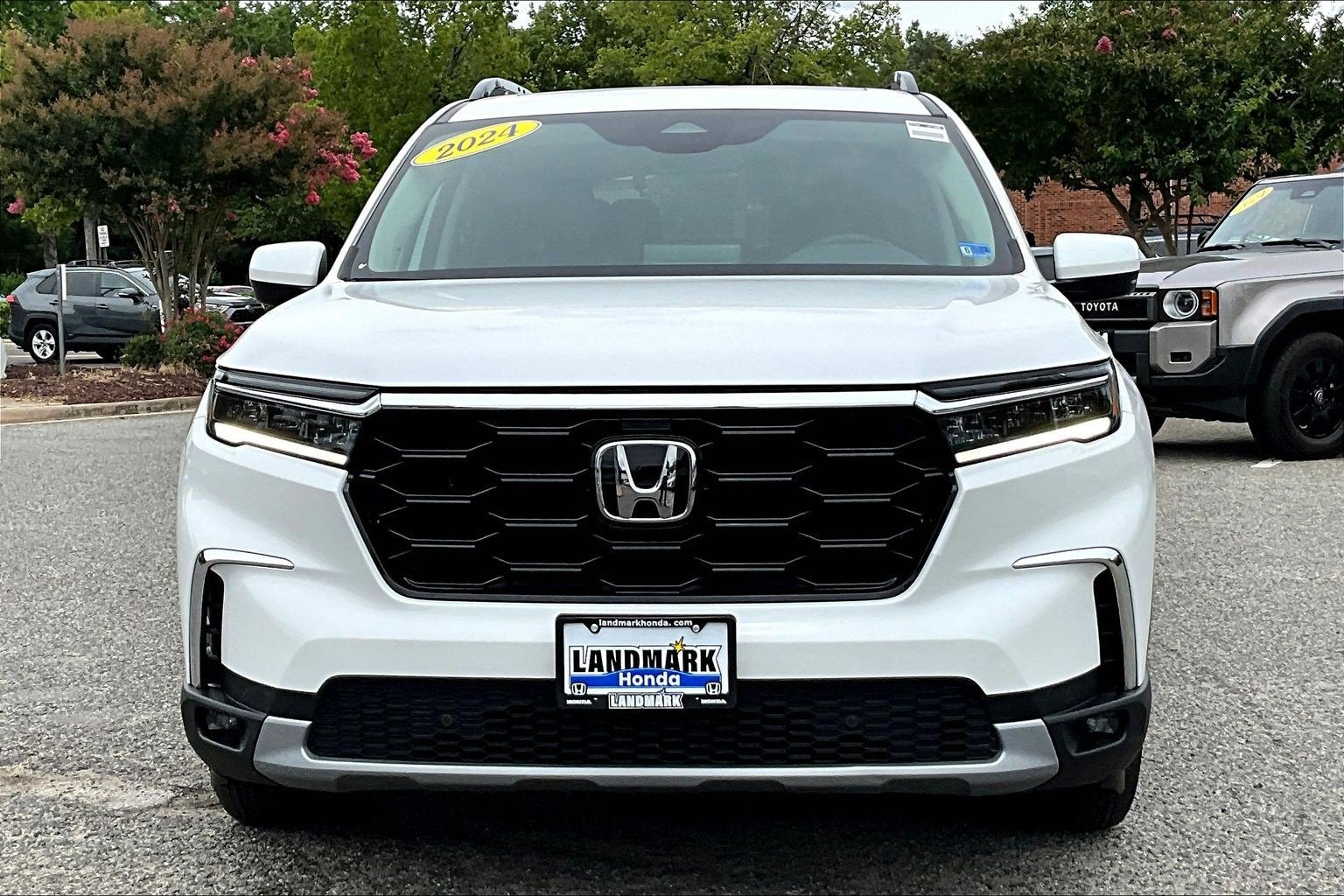 2024 Honda Pilot Touring