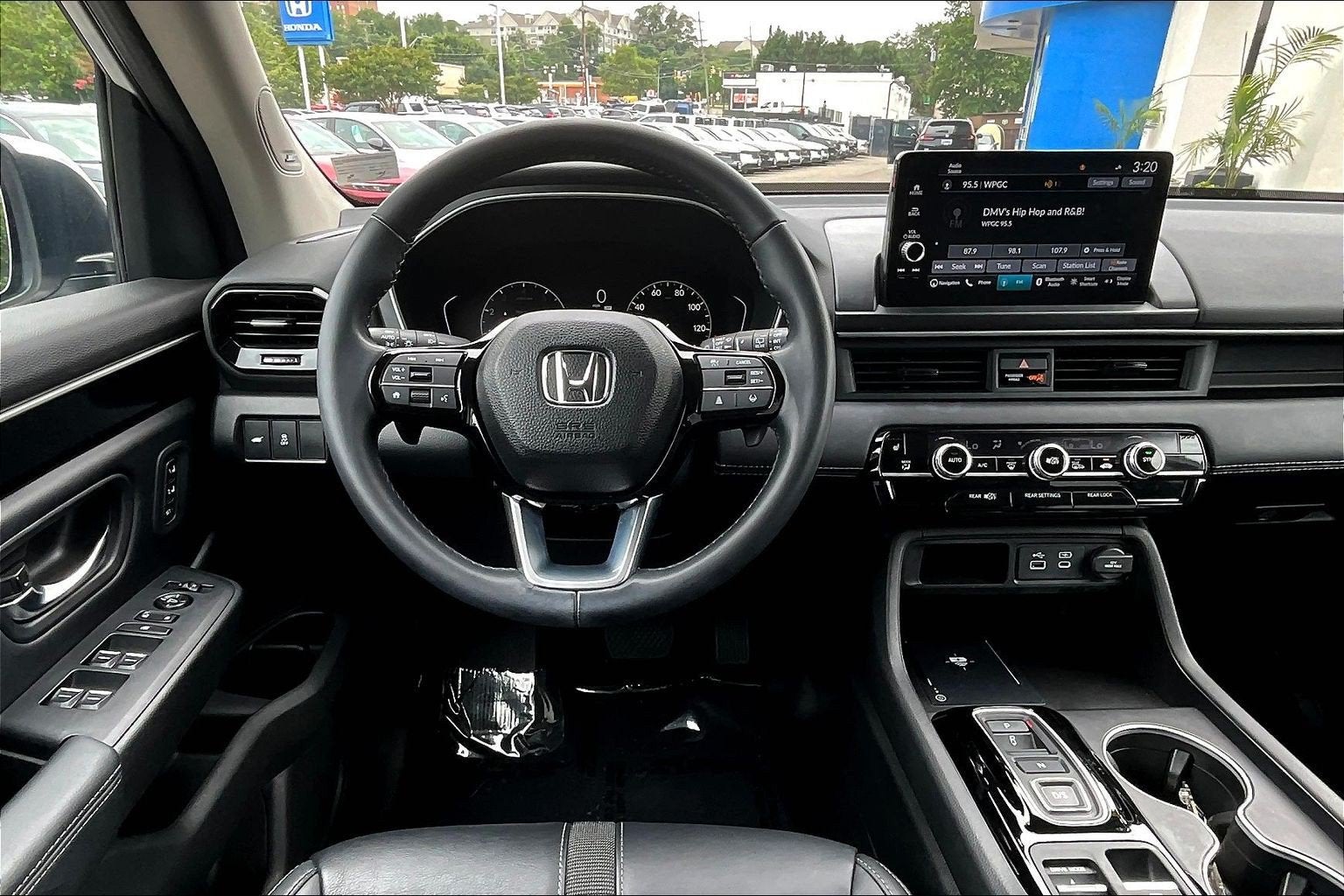 2024 Honda Pilot Touring