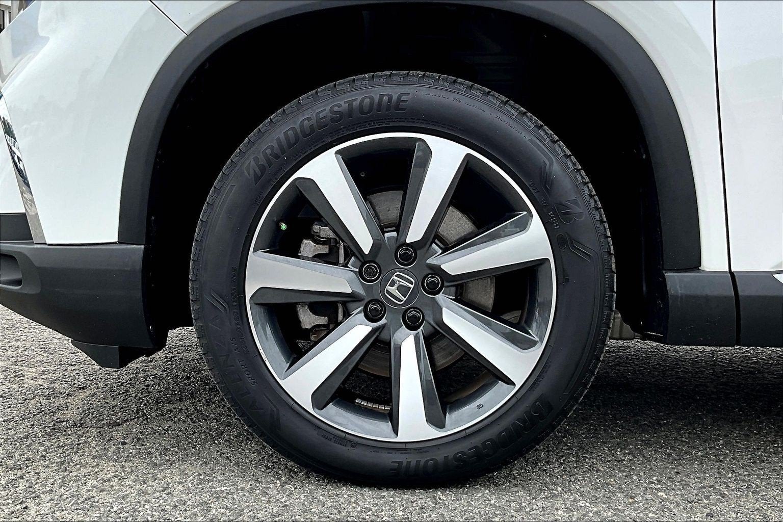 2024 Honda Pilot Touring