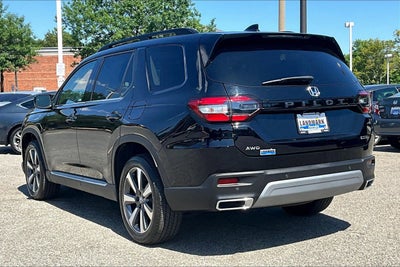 2025 Honda Pilot AWD TRG