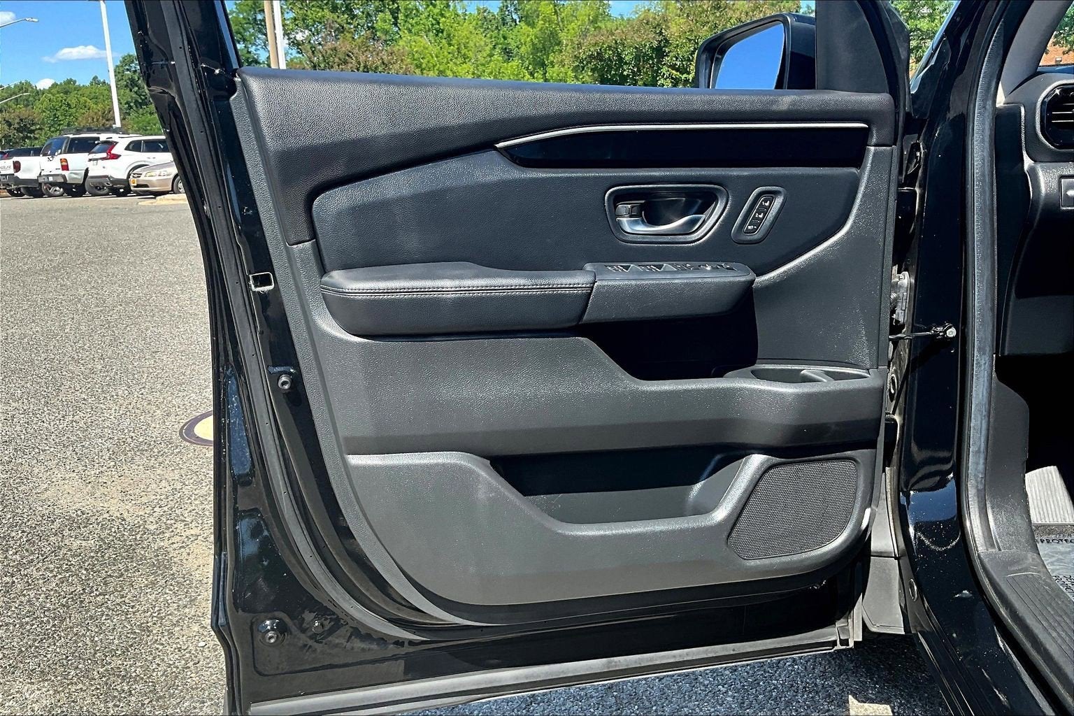 2025 Honda Pilot AWD TRG