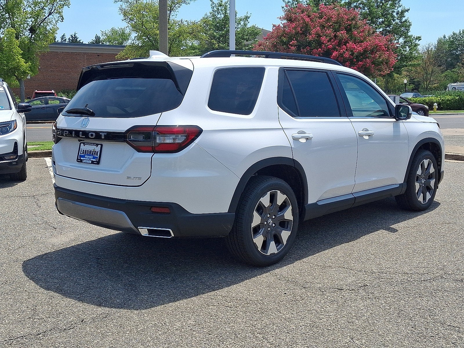 2026 Honda Pilot AWD Elite