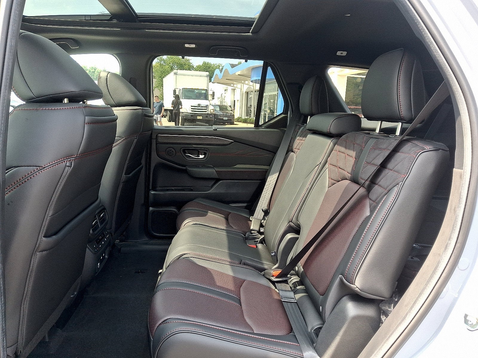 2026 Honda Pilot AWD Black Edition