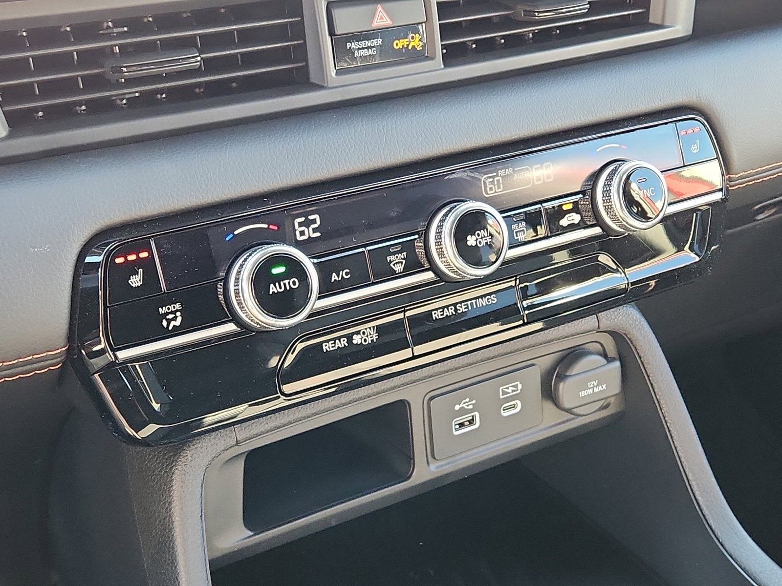 2025 Honda Pilot 2WD SPORT