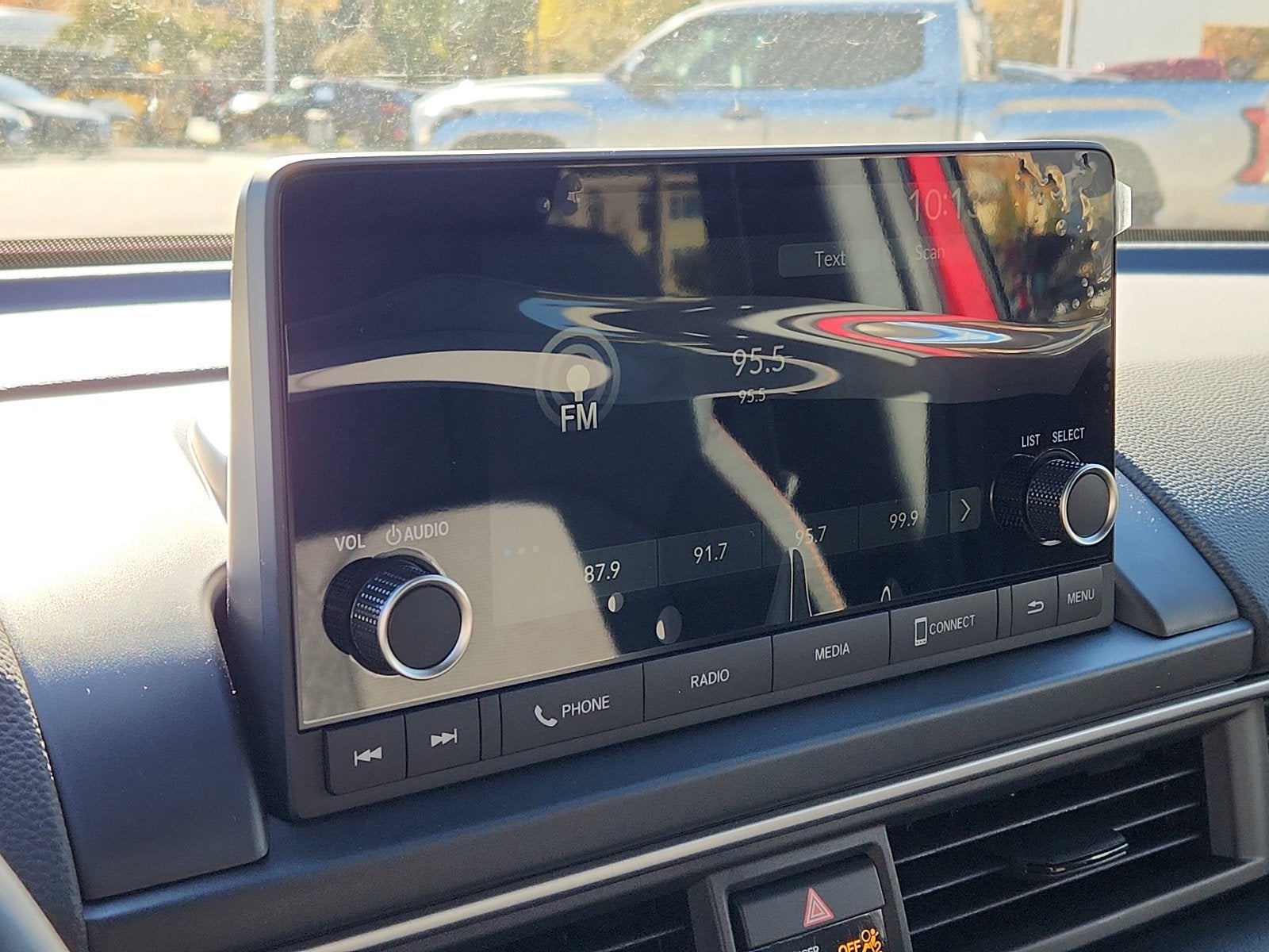 2025 Honda Pilot 2WD SPORT