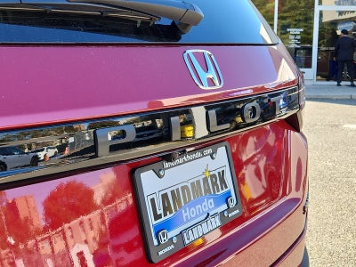 2025 Honda Pilot 2WD SPORT