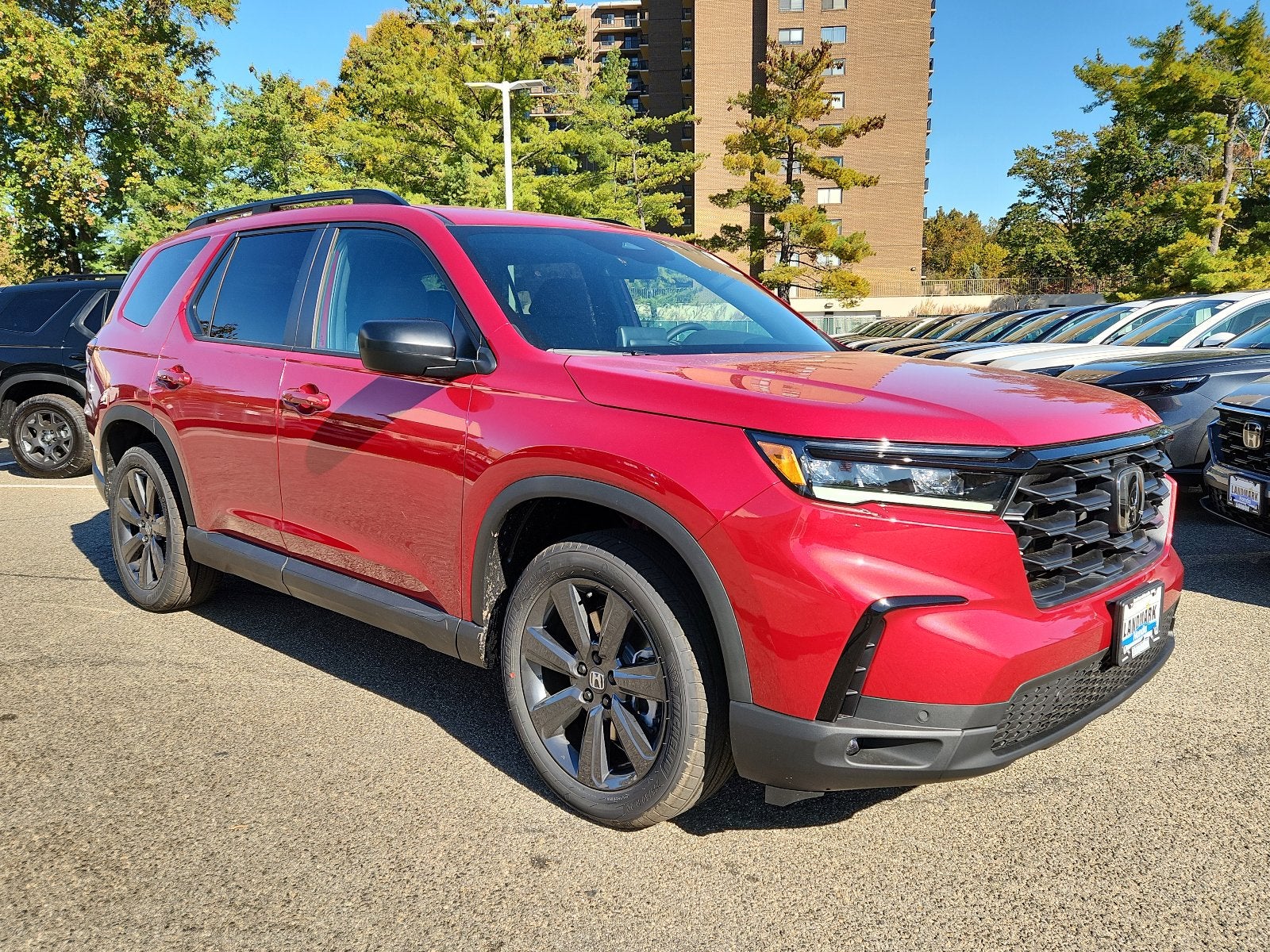 2025 Honda Pilot 2WD SPORT