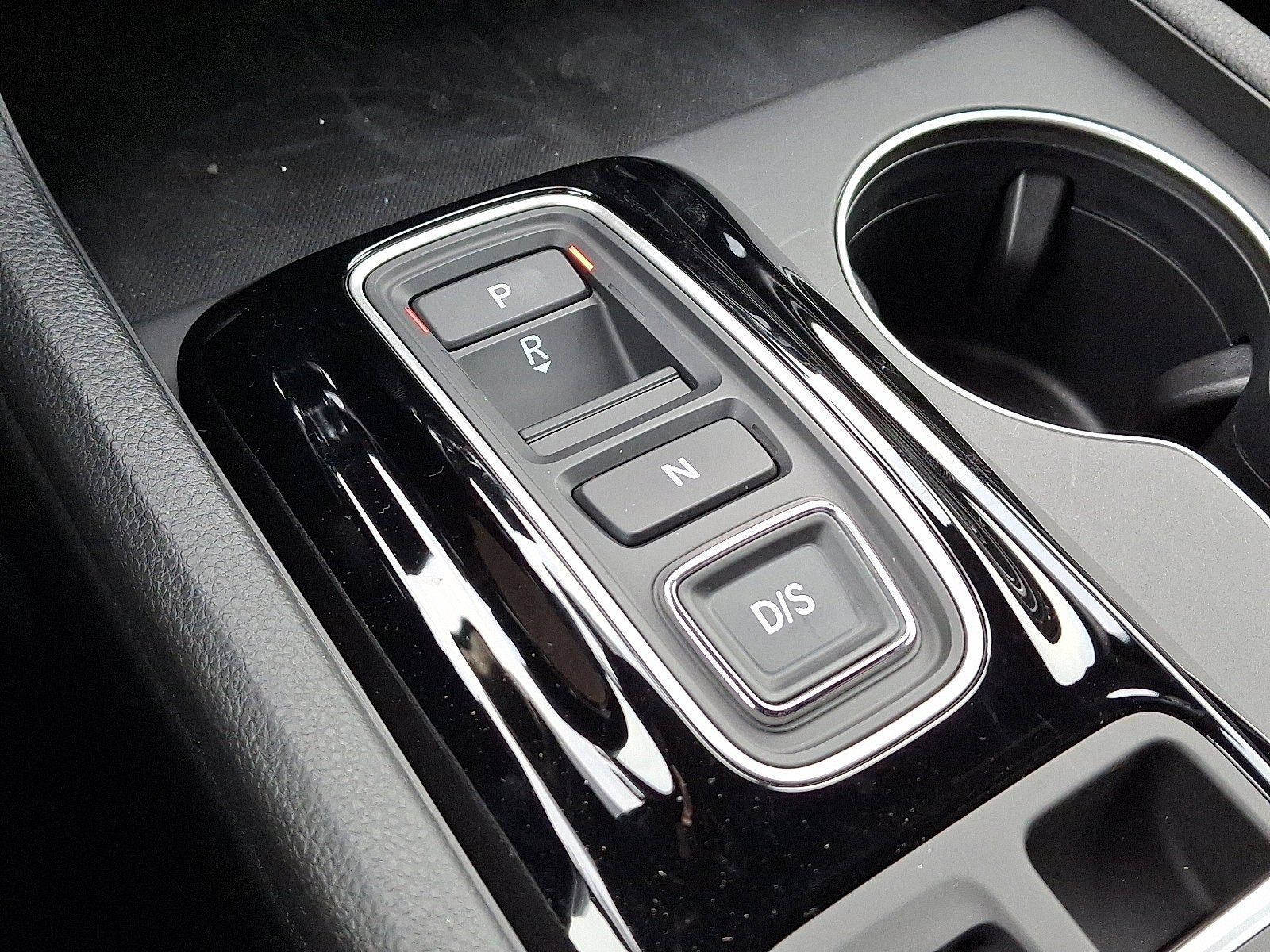 2025 Honda Pilot 2WD SPORT