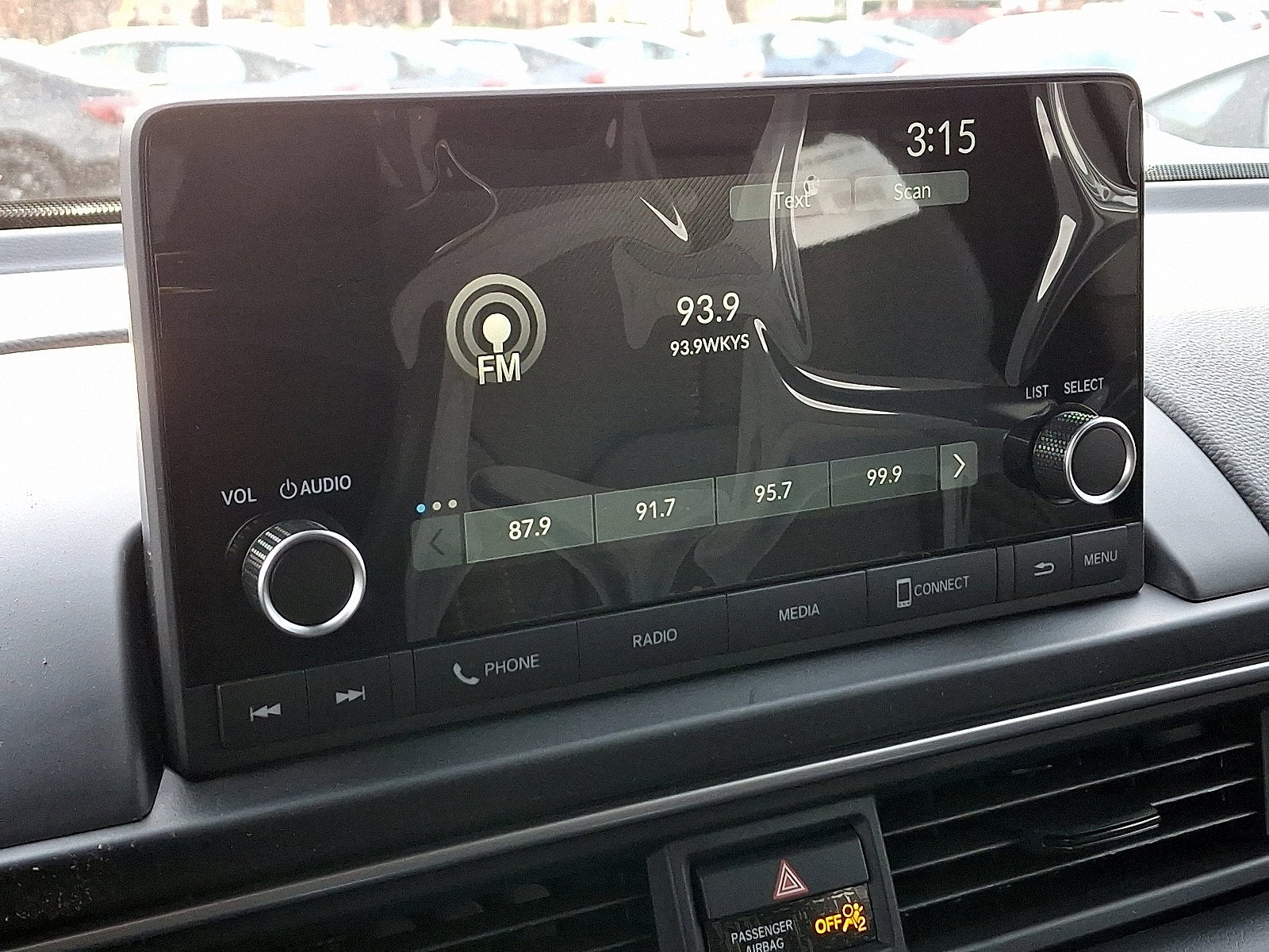 2025 Honda Pilot 2WD SPORT