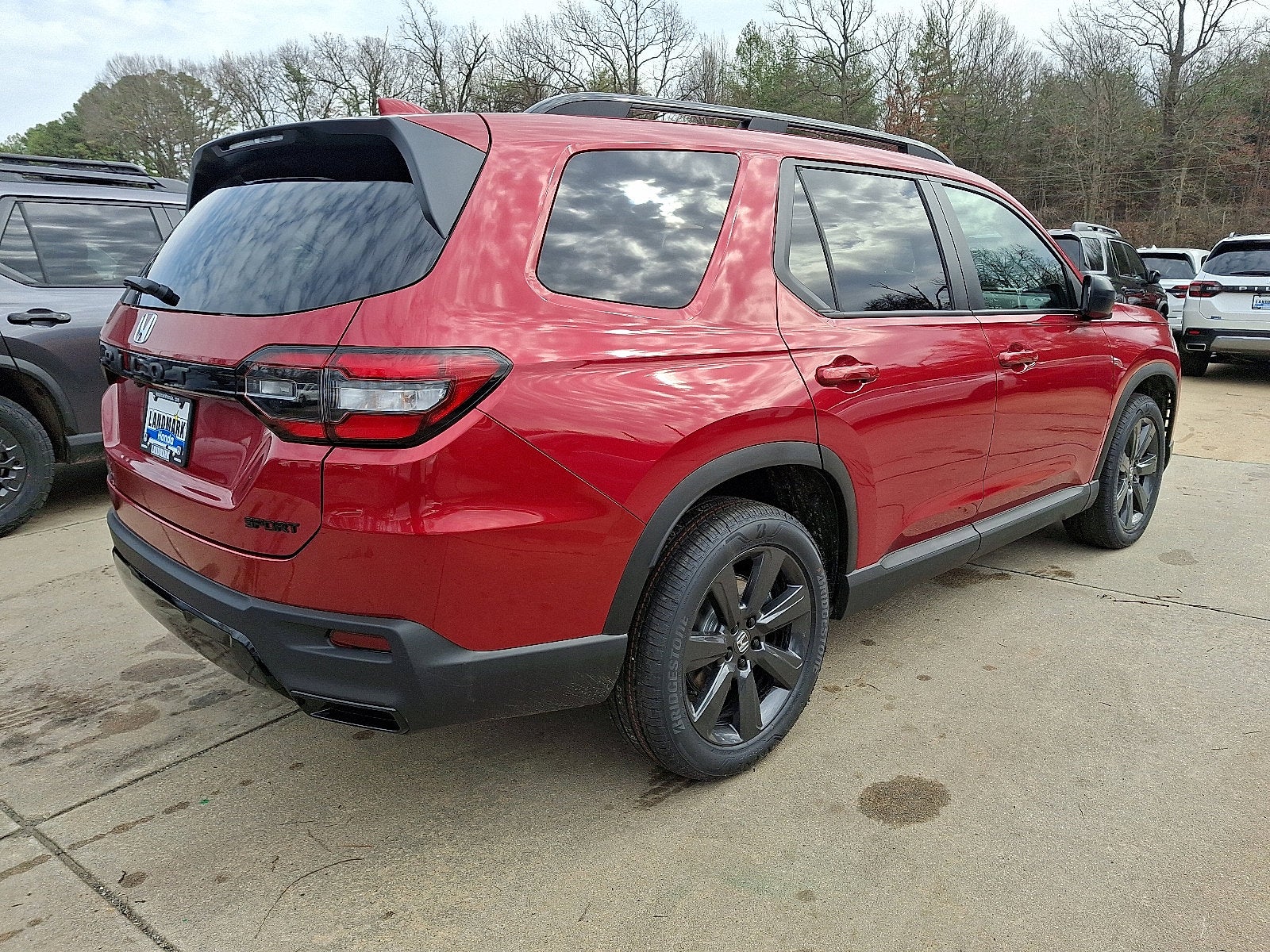 2026 Honda Pilot 2WD Sport