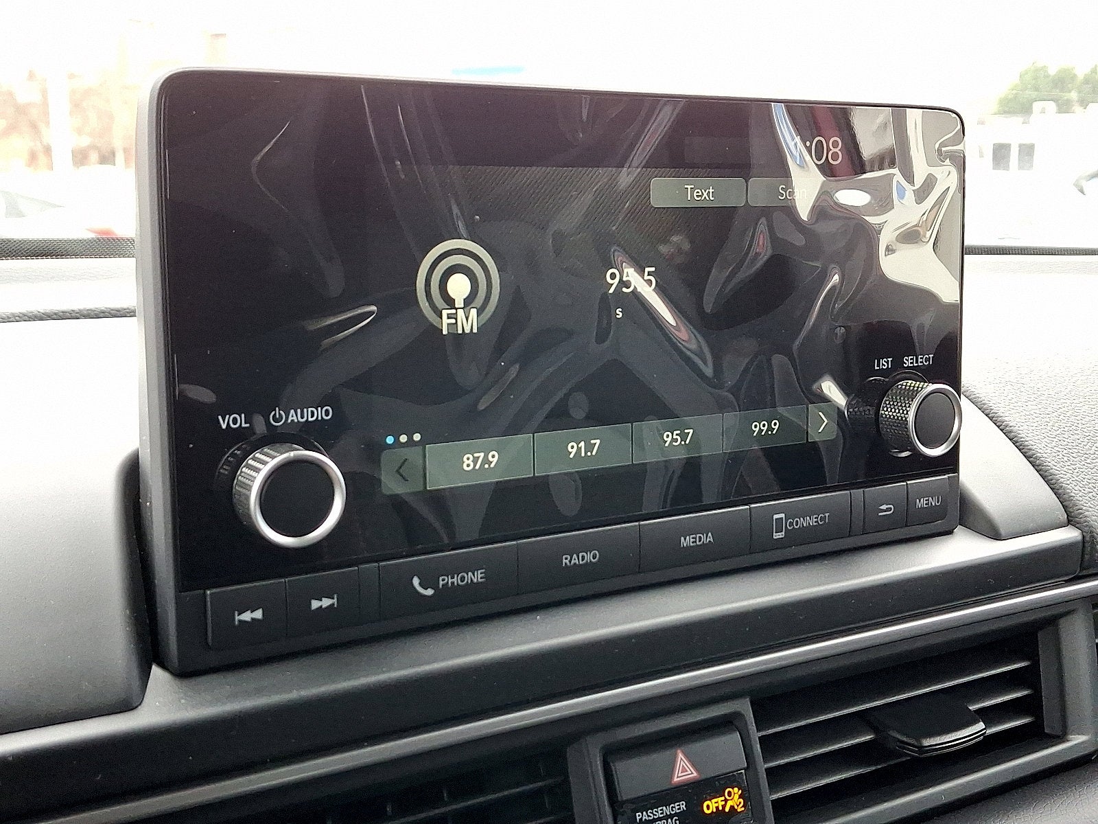 2025 Honda Pilot 2WD Sport