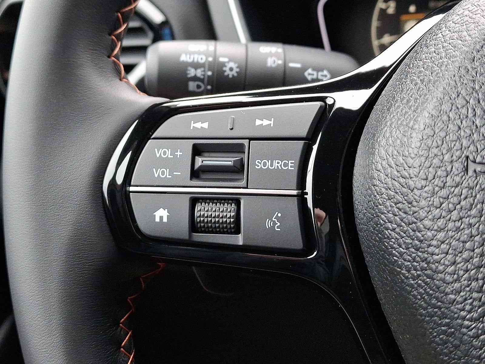 2025 Honda Pilot 2WD Sport