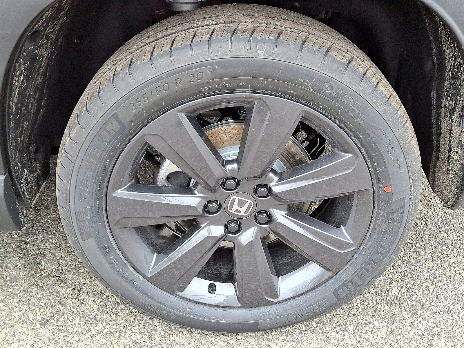 2025 Honda Pilot 2WD Sport