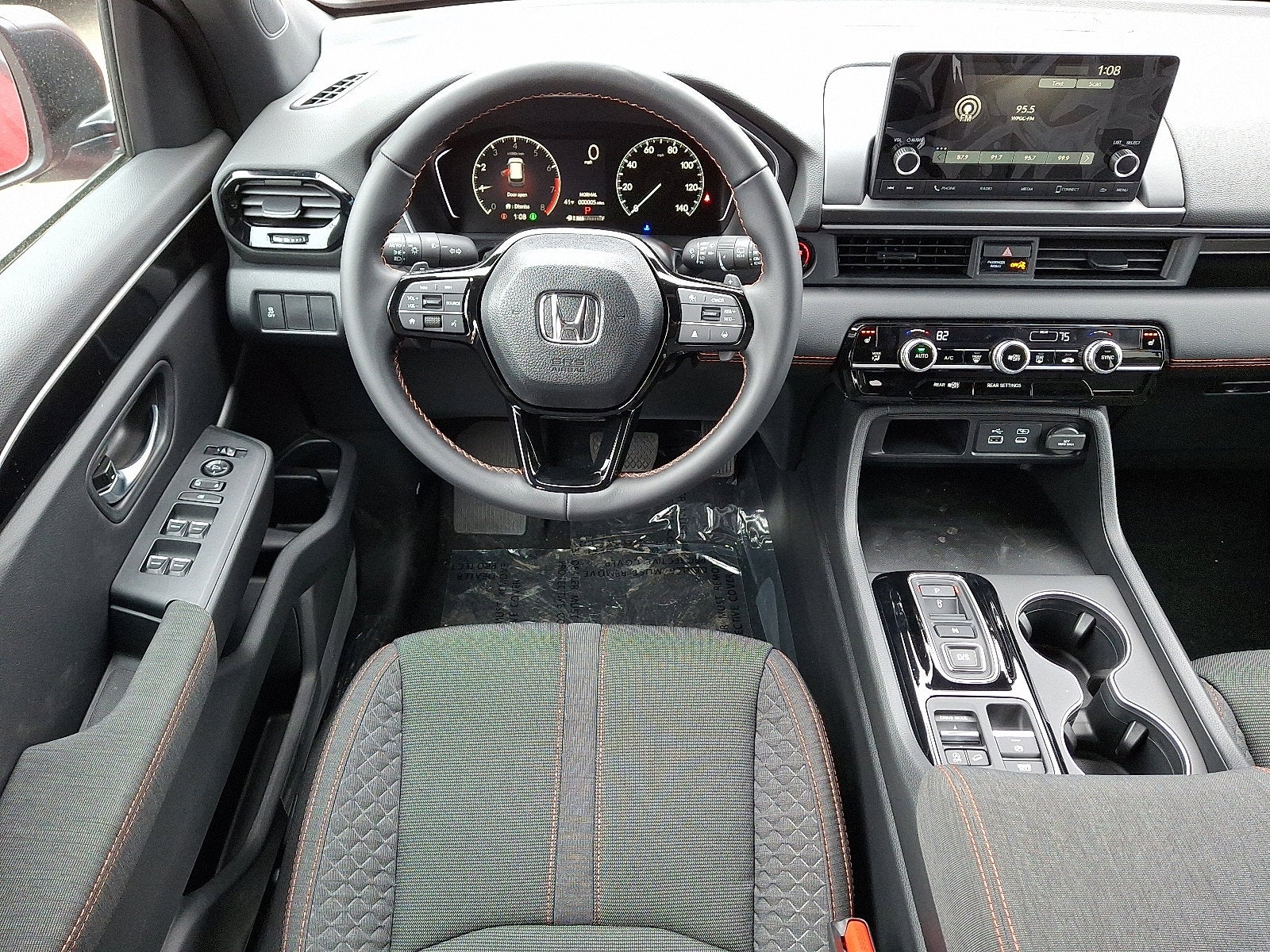 2025 Honda Pilot 2WD Sport