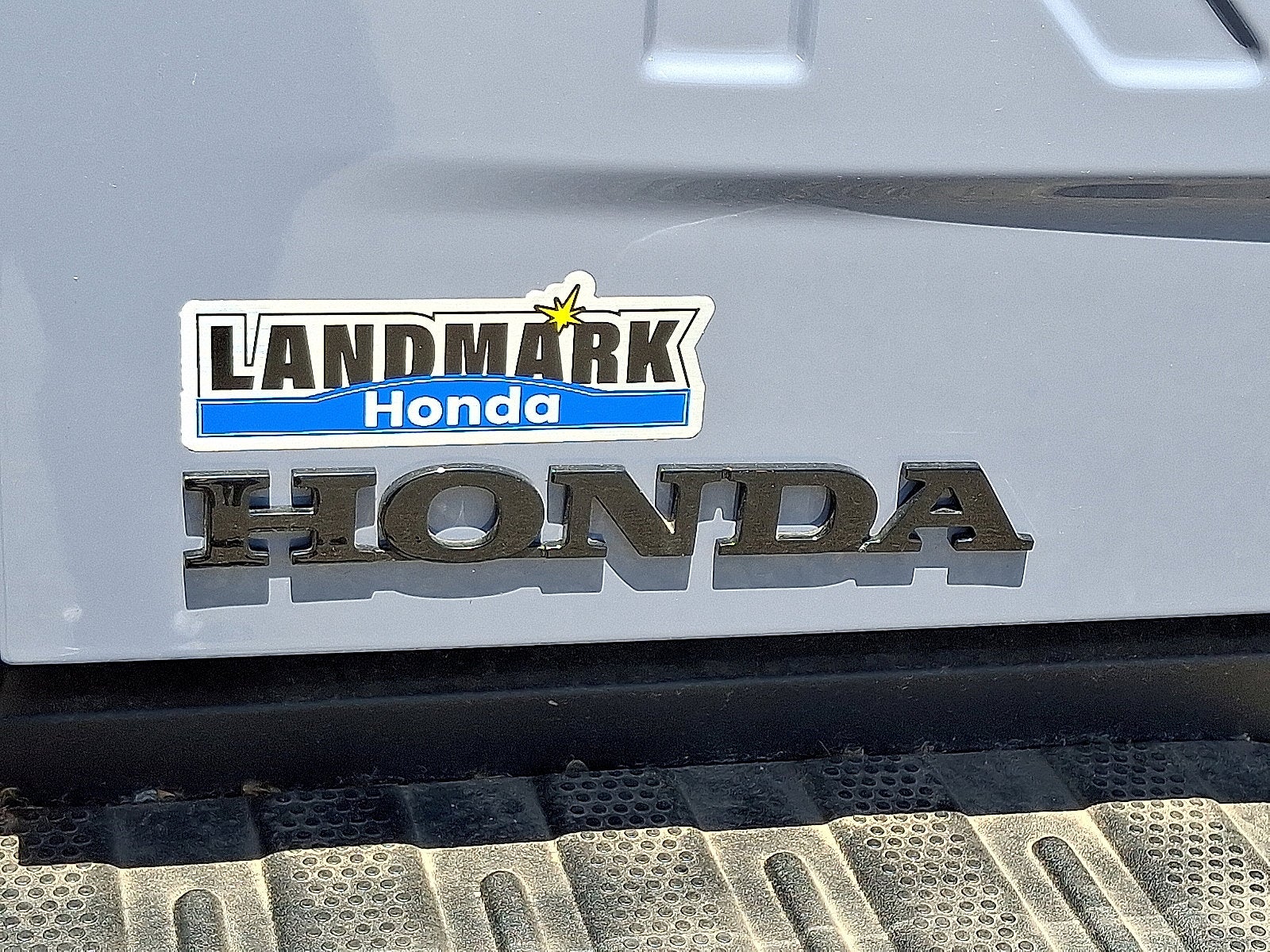 2026 Honda Ridgeline Black Edition Two-Tone
