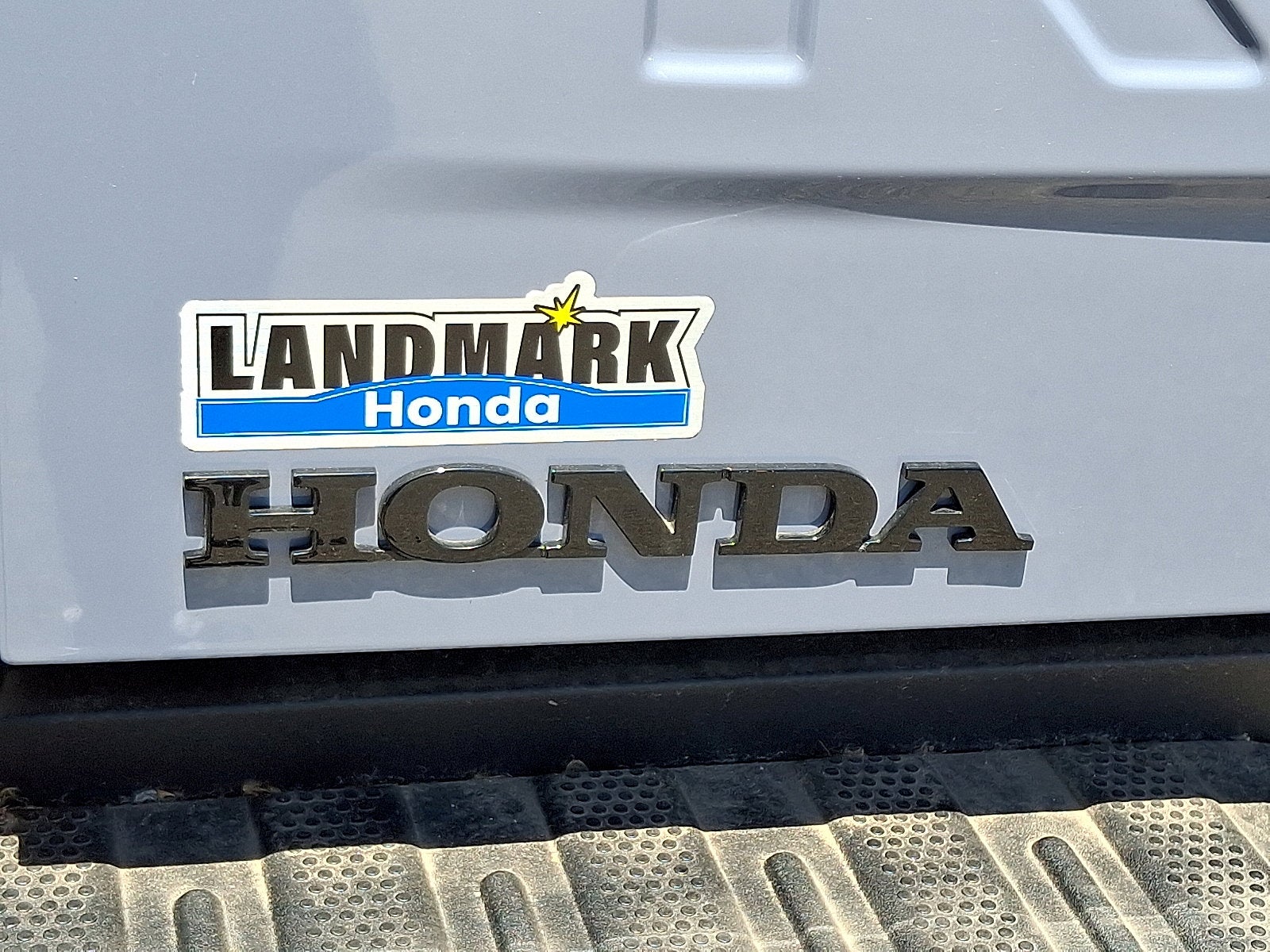 2026 Honda Ridgeline Black Edition Two-Tone