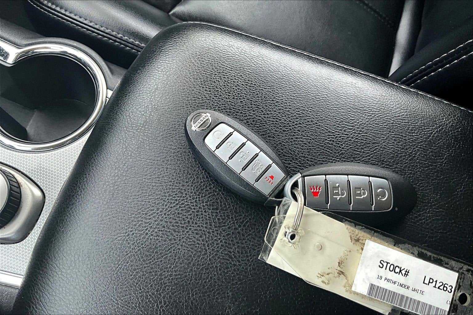 2019 Nissan Pathfinder SL