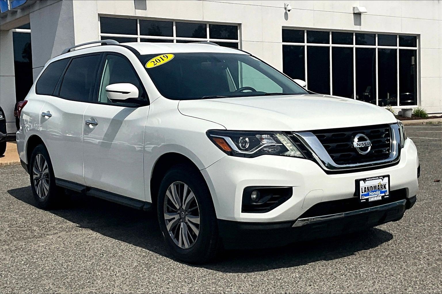 2019 Nissan Pathfinder SL