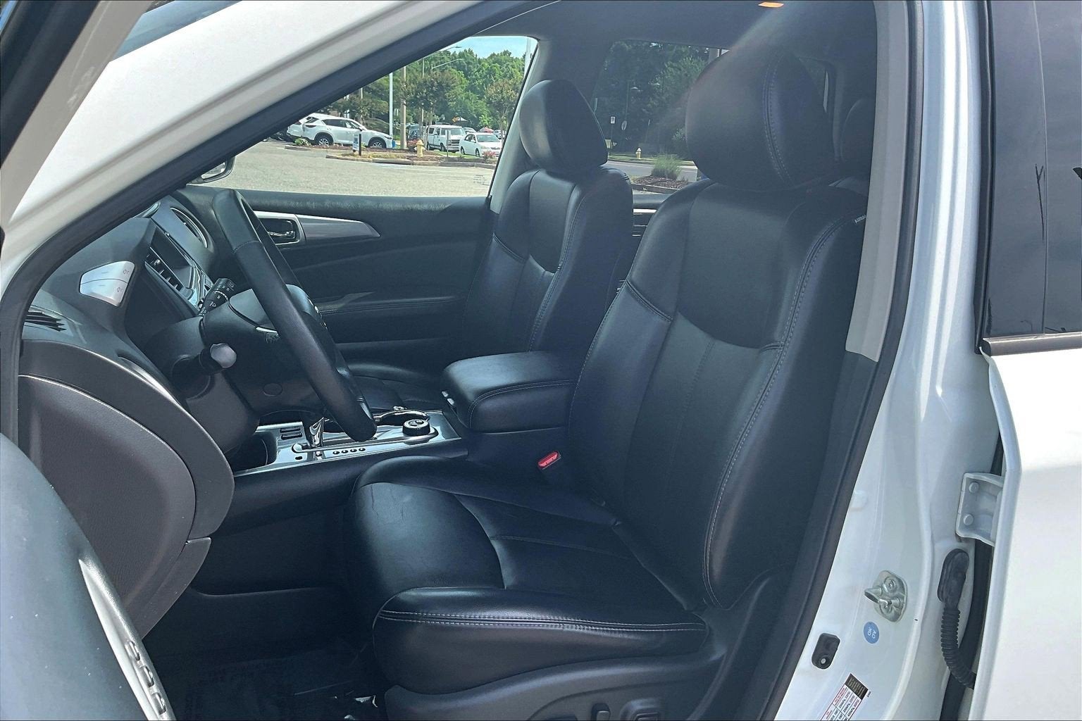 2019 Nissan Pathfinder SL