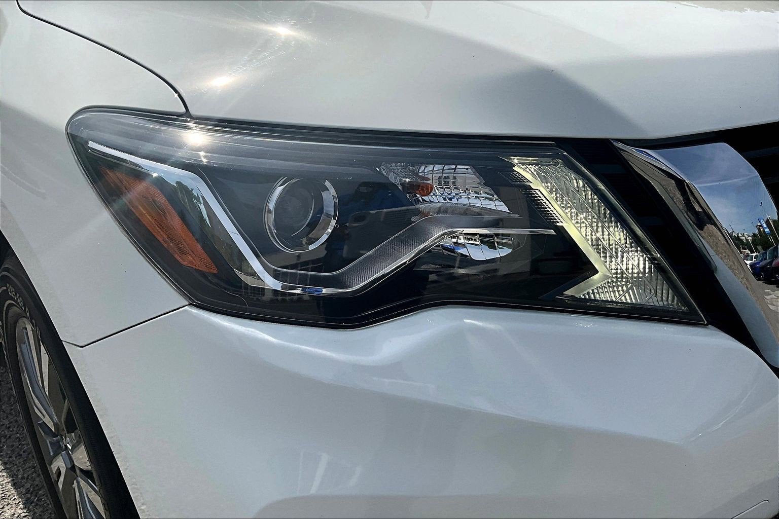 2019 Nissan Pathfinder SL