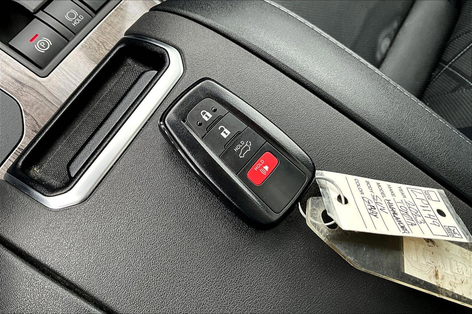 2023 Toyota Highlander Platinum