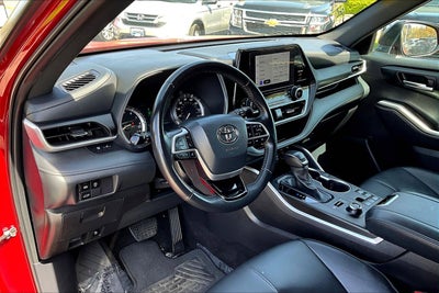 2024 Toyota Highlander XSE