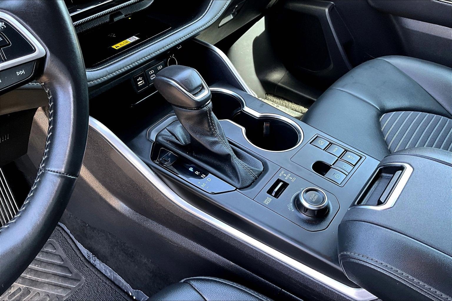 2024 Toyota Highlander XSE