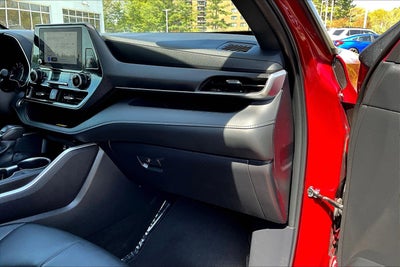 2024 Toyota Highlander XSE