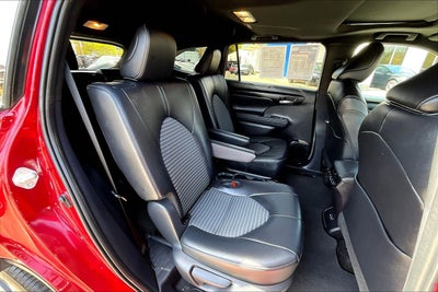 2024 Toyota Highlander XSE