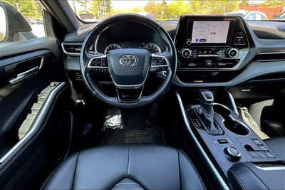 2024 Toyota Highlander XSE