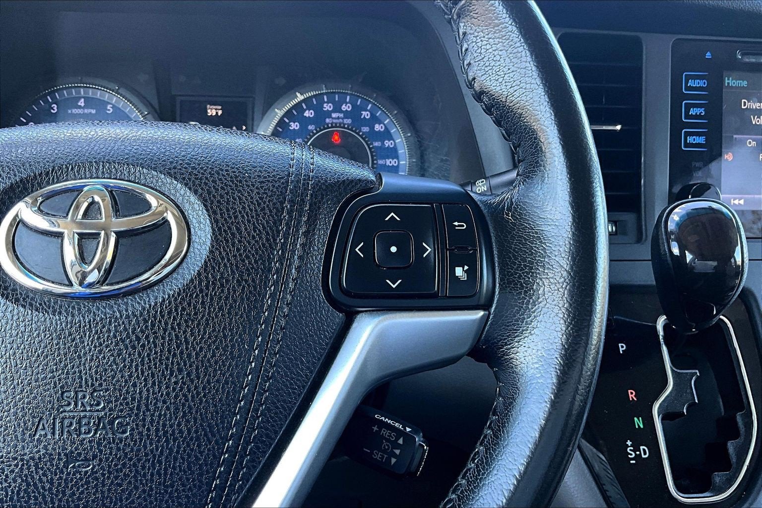 2016 Toyota Sienna XLE Premium