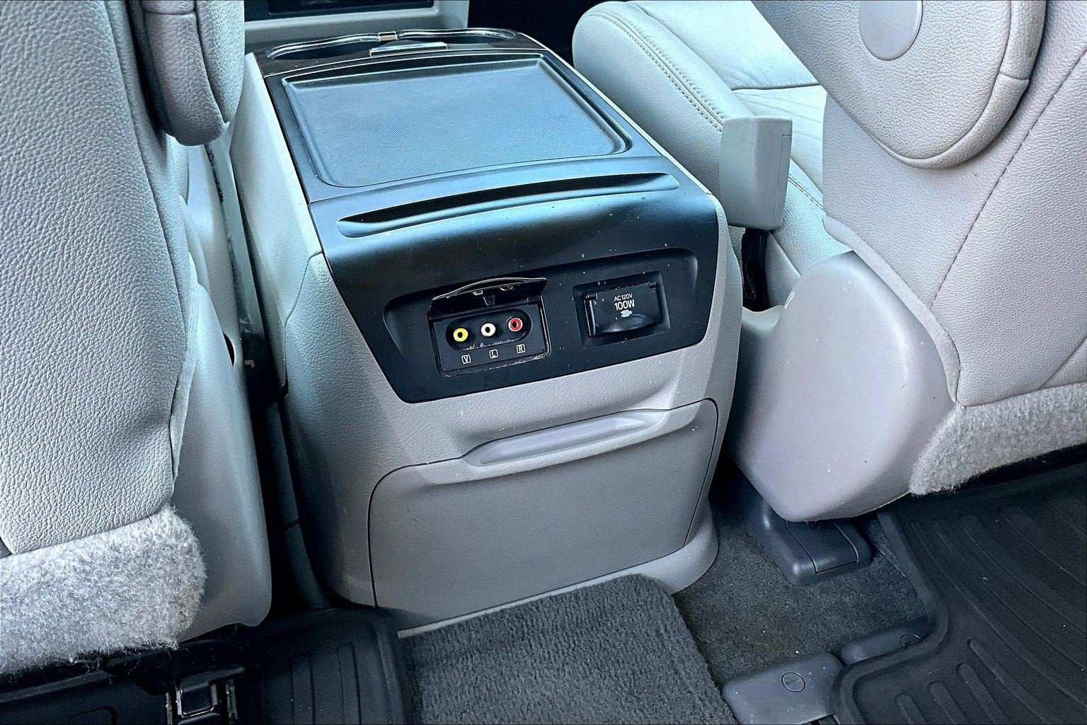 2016 Toyota Sienna XLE Premium