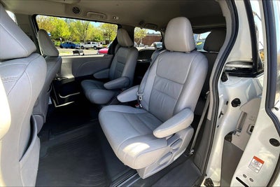 2016 Toyota Sienna XLE Premium